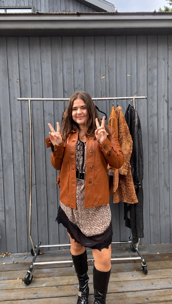 Veste en cuir cognac vintage - âme des années 70